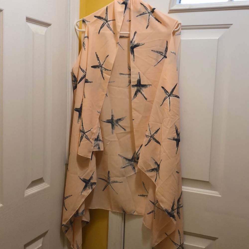 NWT Convertible Scarf/Vest